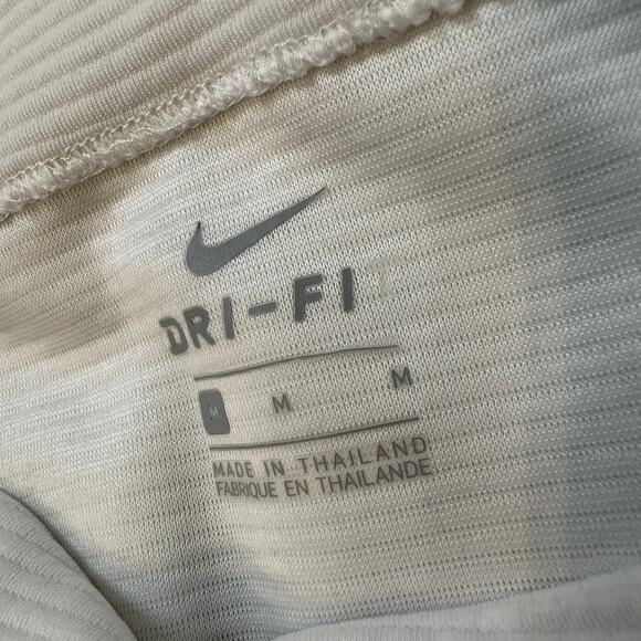 Nike Dri-FIT Women's Pullover Sweatshirt Athleisure Training Top Size Medium - Picture 5 of 8